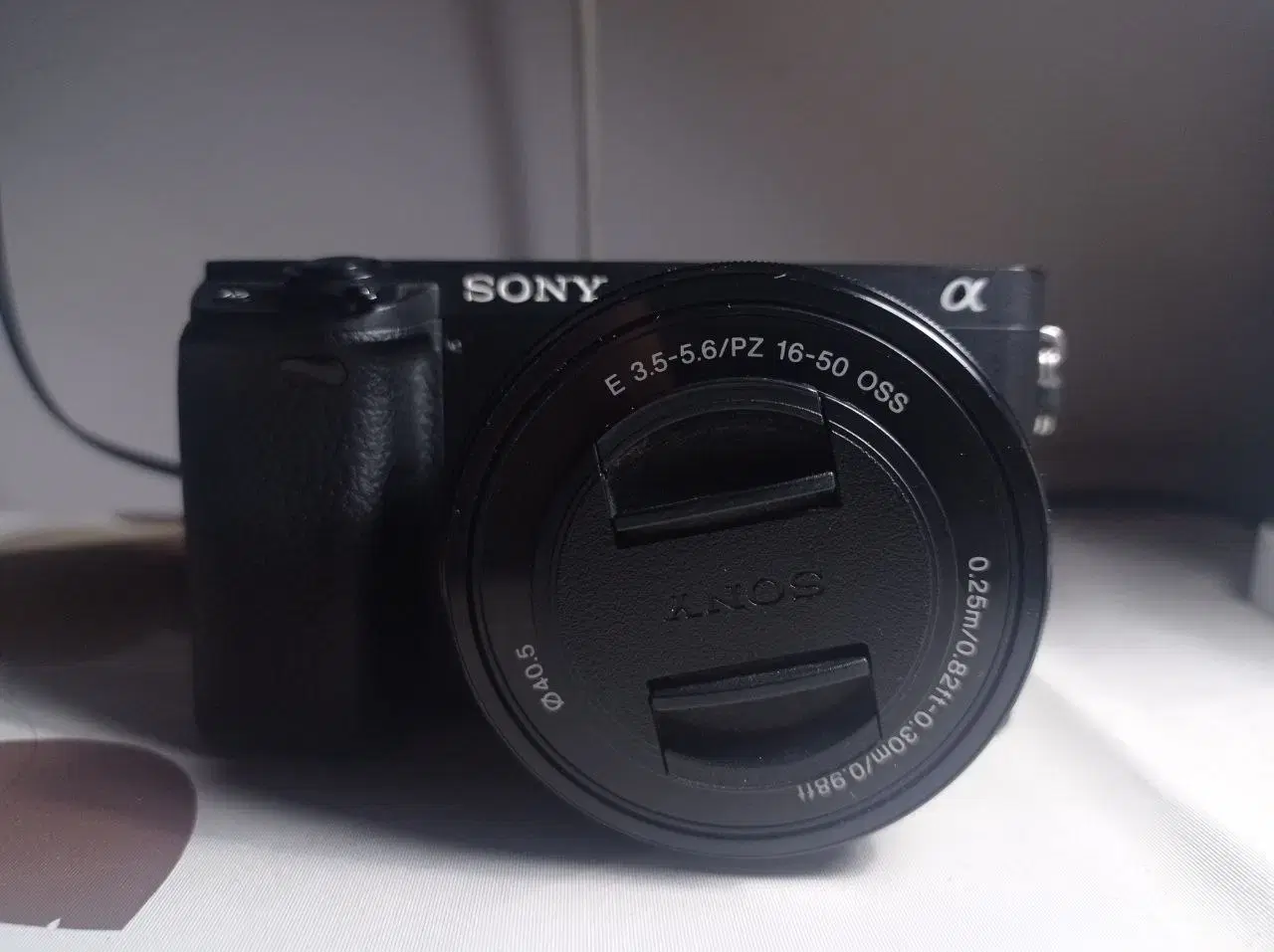 sony alpha 6400|دوربین عکاسی و فیلم‌برداری|کرمان, |دیوار