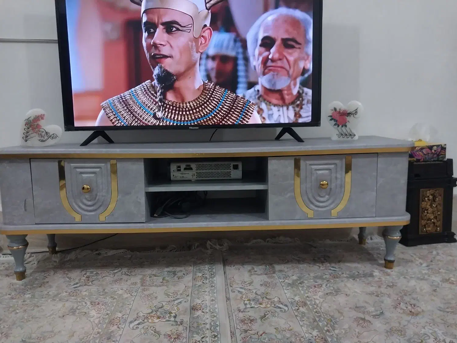 میزتلوزیون  نو وتمیز|میز تلویزیون|آبادان, |دیوار