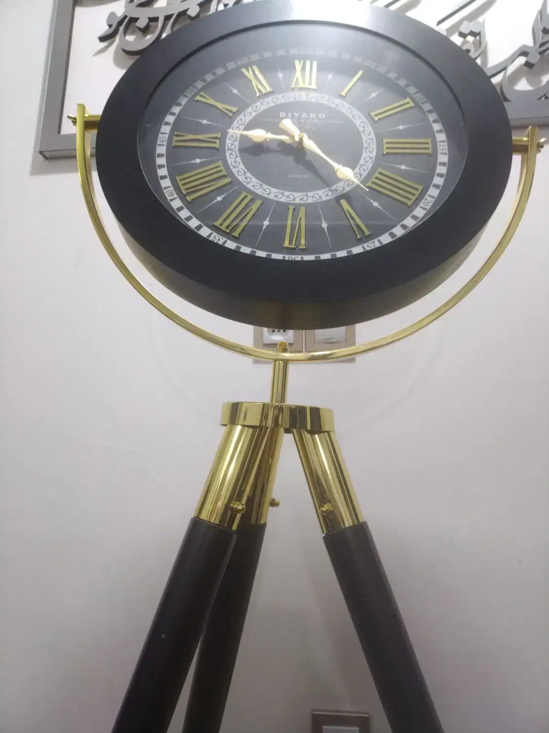 ساعت پایه دار|ساعت دیواری و تزئینی|بم, |دیوار