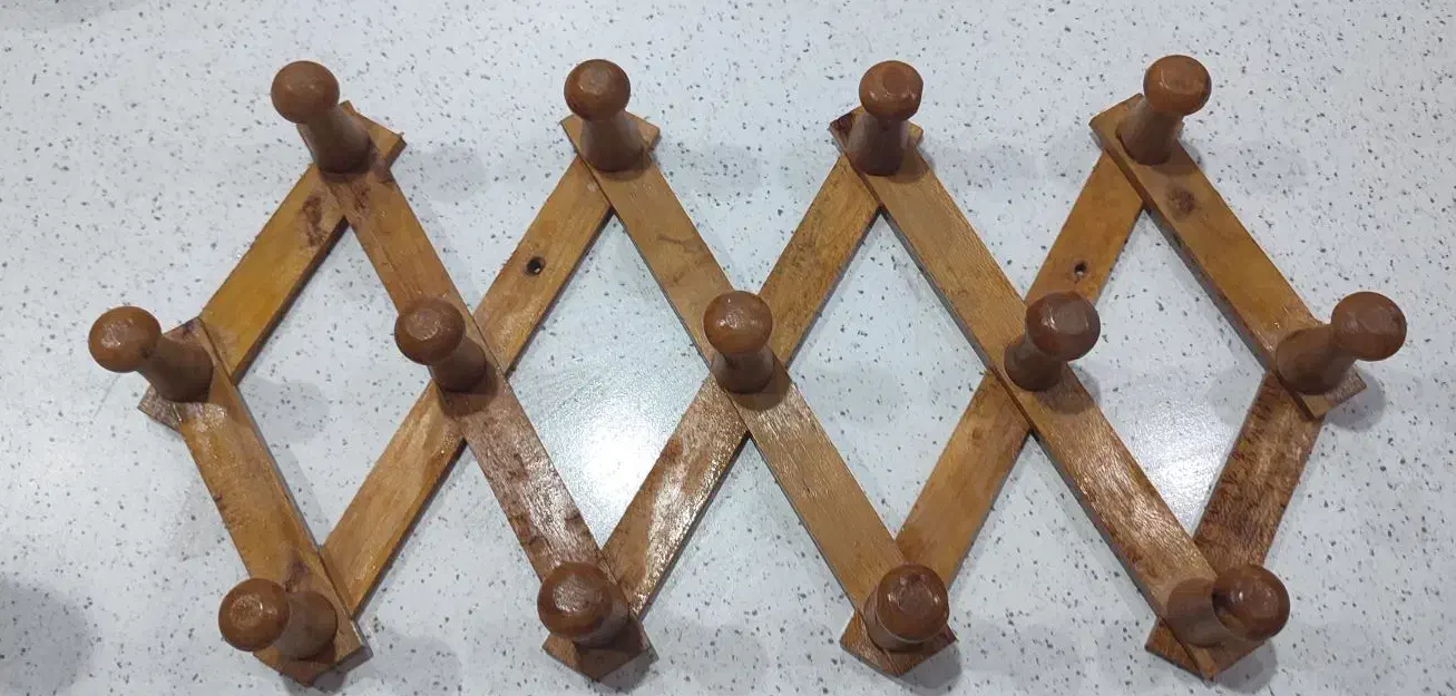 جا لباسی چوبی نوستالژی|بندرخت و رخت‌آویز|ری, منصوریه منگل|دیوار