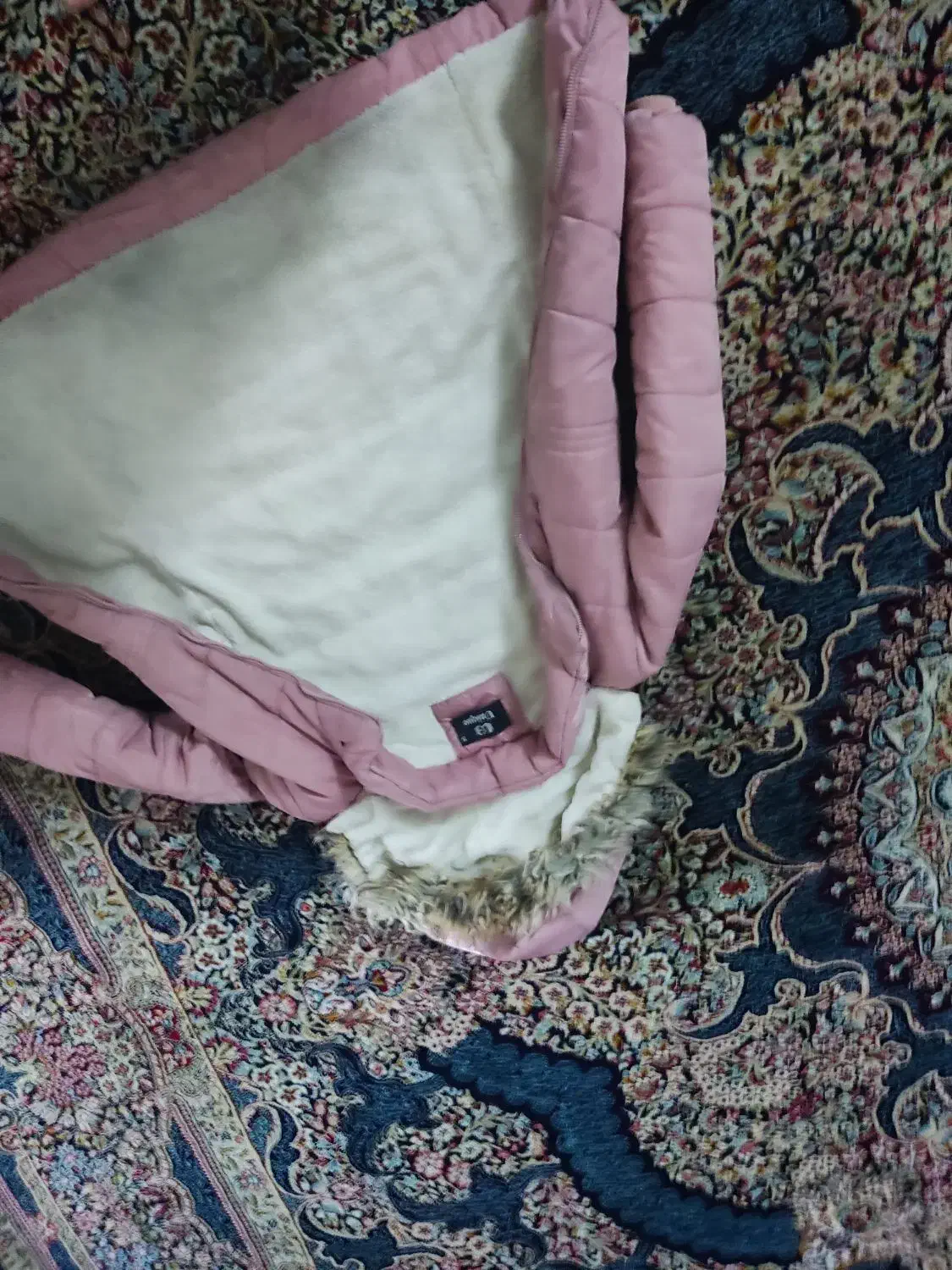 کاپشن دخترانه سالم|کفش و لباس بچه|مشهد, کوی المهدی|دیوار