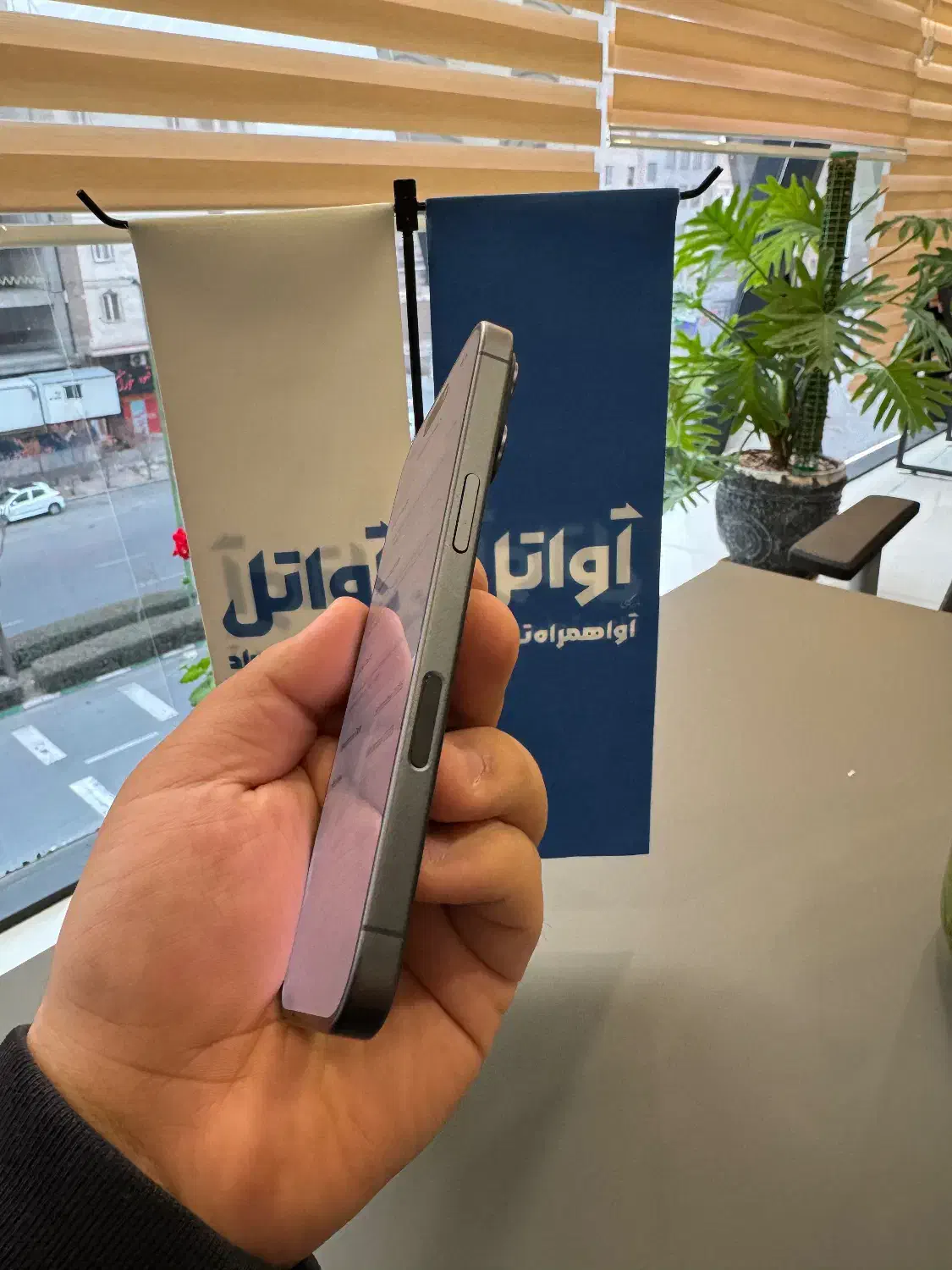 iphone 17 درحد نو بدون کد|موبایل|کرج, کرج نو|دیوار