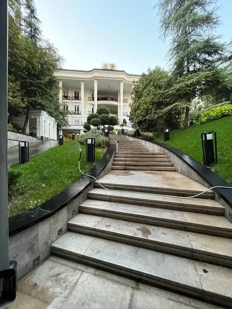 ویلا آپارتمان لوکس زعفرانیه/۲۵۰ متر/امکانات کامل|اجارهٔ خانه و ویلا|تهران, زعفرانیه|دیوار