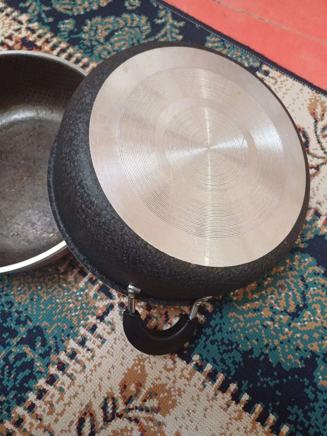 ماهی تابه اصل|ظروف پختوپز|ارومیه, |دیوار