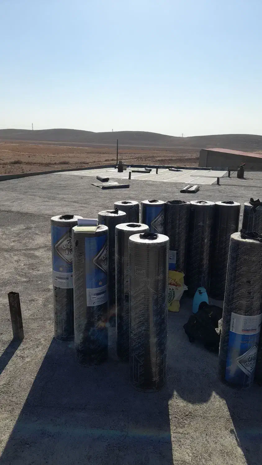 ایزوگام شرق کار لکه گیری آسفالت محوطه قیرگونی|خدمات پیشه و مهارت|مشهد, سید رضی|دیوار