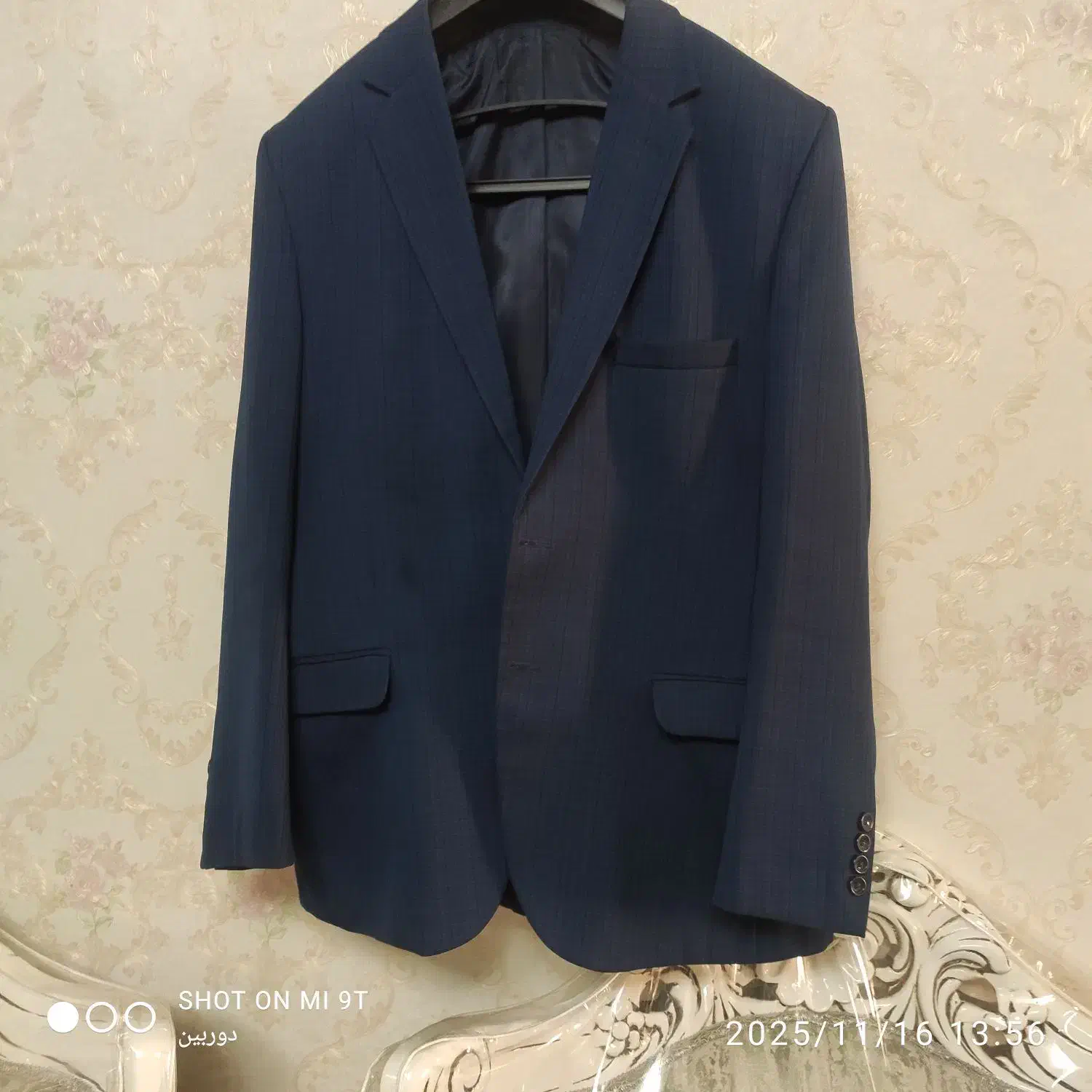 کت تک مردانه|لباس|فردیس, فردیس|دیوار