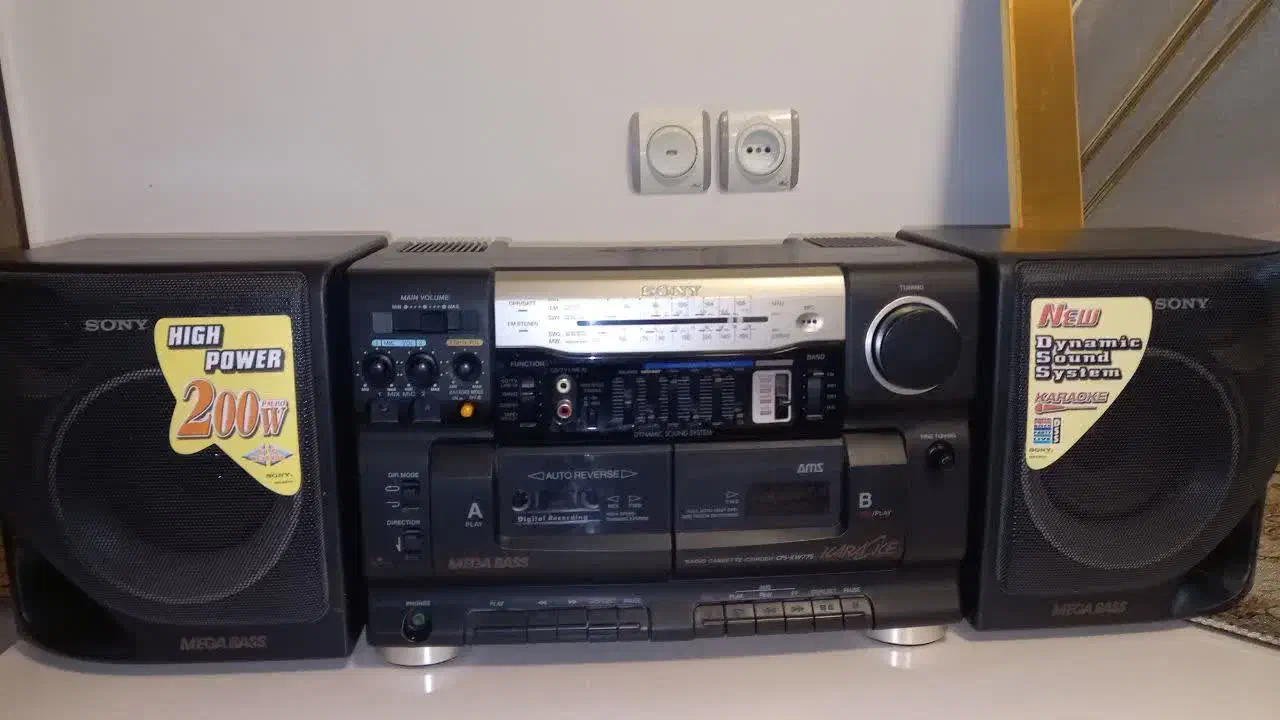 رادیو و ضبط سونی|سیستم صوتی خانگی|قم, باغ شریفی|دیوار