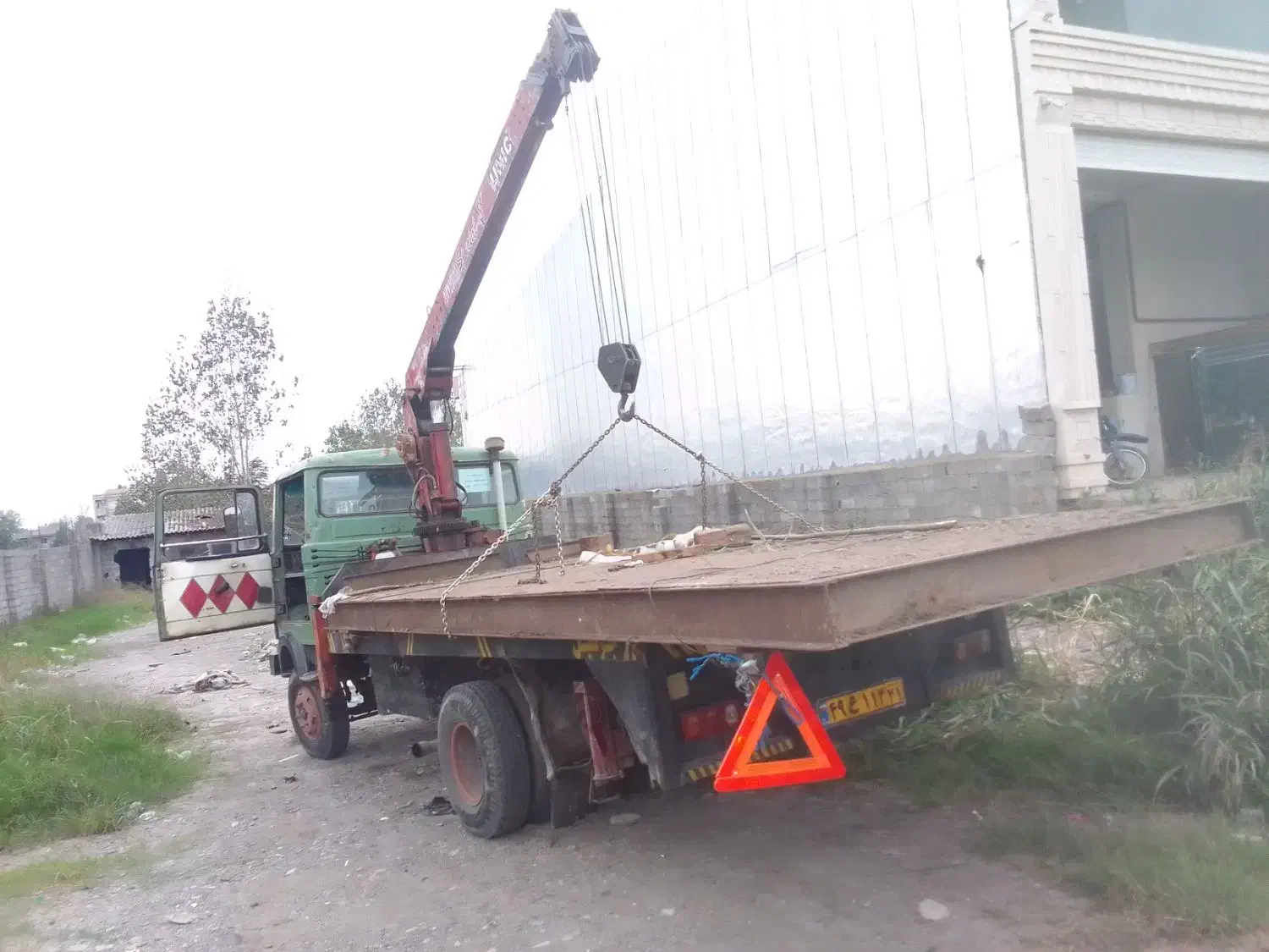 خدمات جرثقیل و پیمانکار ساختمان|خدمات پیشه و مهارت|رشت, حومه رشت|دیوار