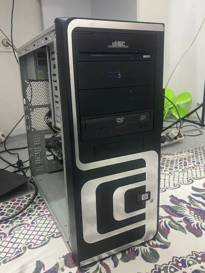 کیس کامپیوتر کارت گرافیک 2 گیگ|رایانه رومیزی|مشهد, عبادی|دیوار