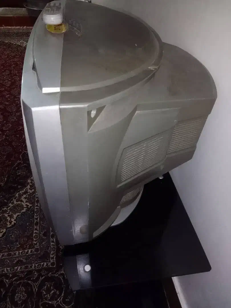 تلوزیون ومیز|تلویزیون و پروژکتور|شوشتر, |دیوار