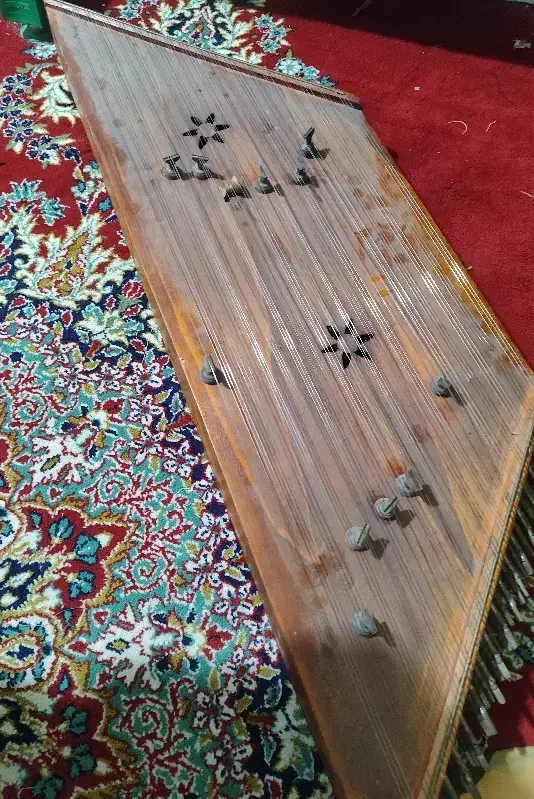 سنتور|سازهای سنتی|بروجرد, |دیوار