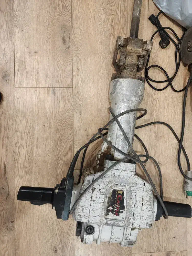 پیکور برقی ۳۰ کیلویی سالم آماده کار|ابزارآلات|شیراز, شهرک گلدشت حافظ|دیوار