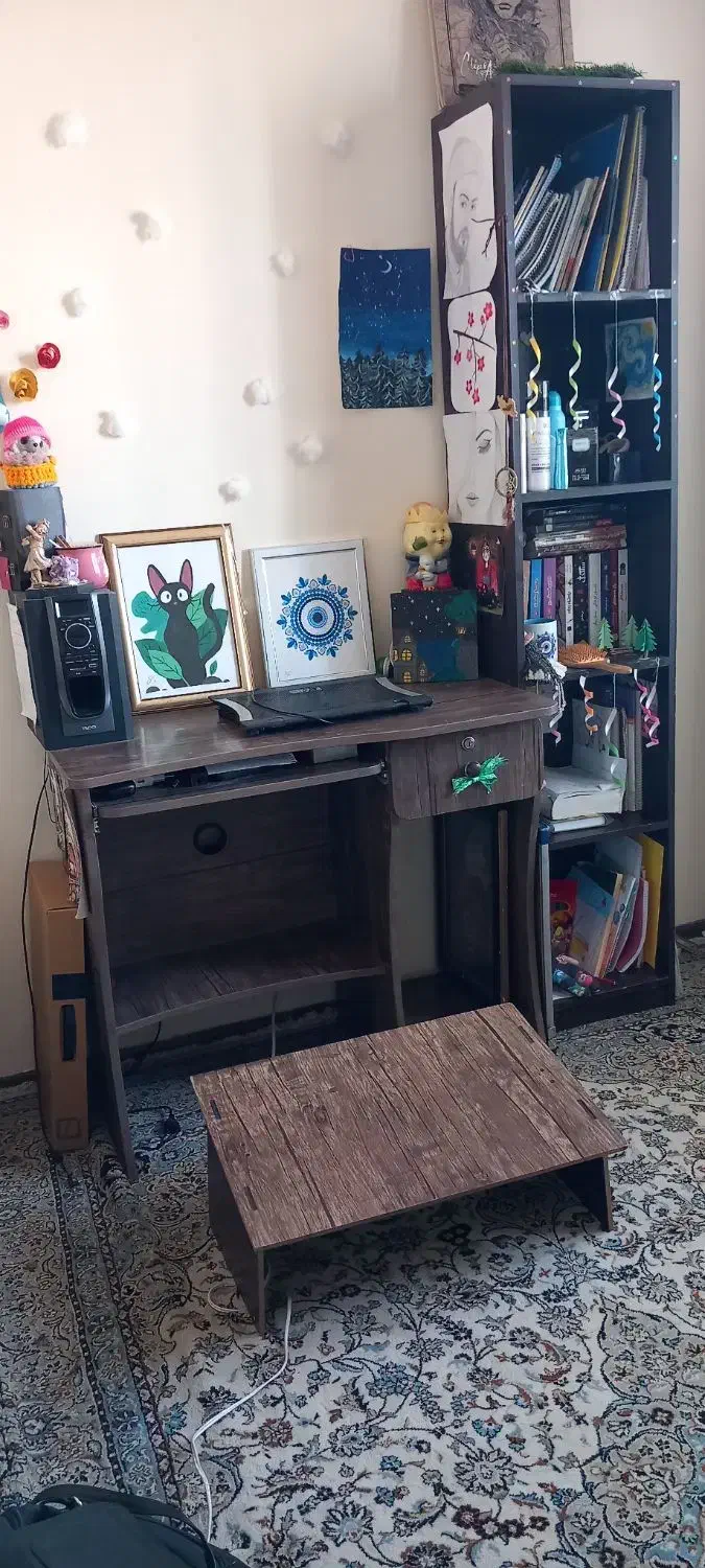 میز تحریر و کتابخانه|میز تحریر و کامپیوتر|پردیس, فاز ۱۱|دیوار