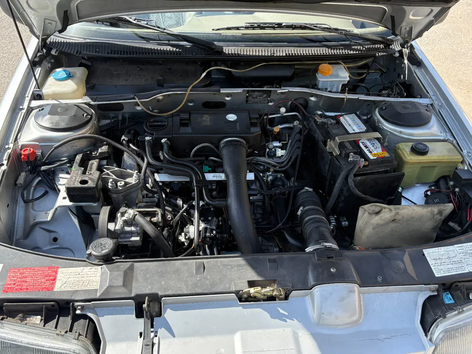 پژو ۴۰۵ 93|خودرو سواری و وانت|جیرفت, |دیوار