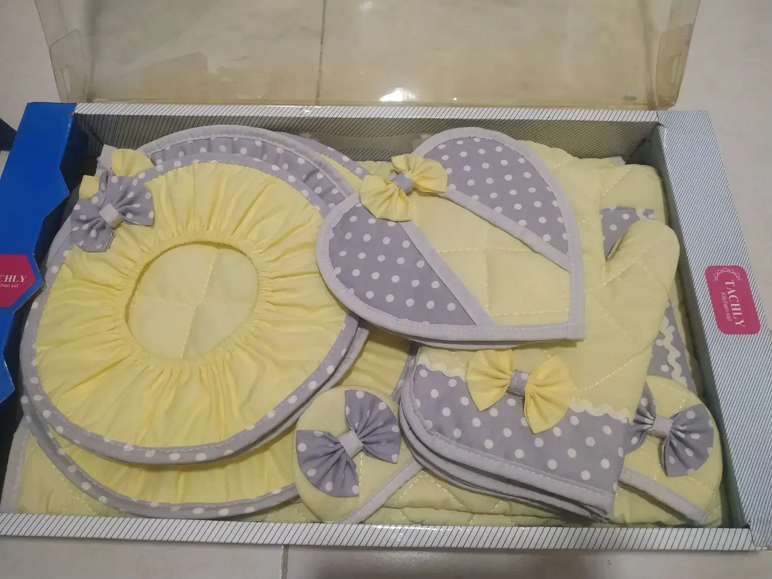 سرویس آشپزخانه ۱۲ تیکه دم کنی|سفره، حوله، دستمال آشپزخانه|قم, انسجام|دیوار