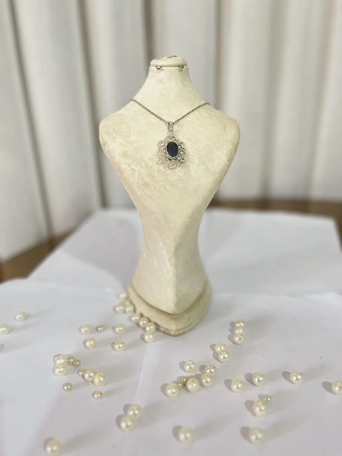 ساخت و ساز نقره و طلا|جواهرات|تربت جام, المهدی|دیوار