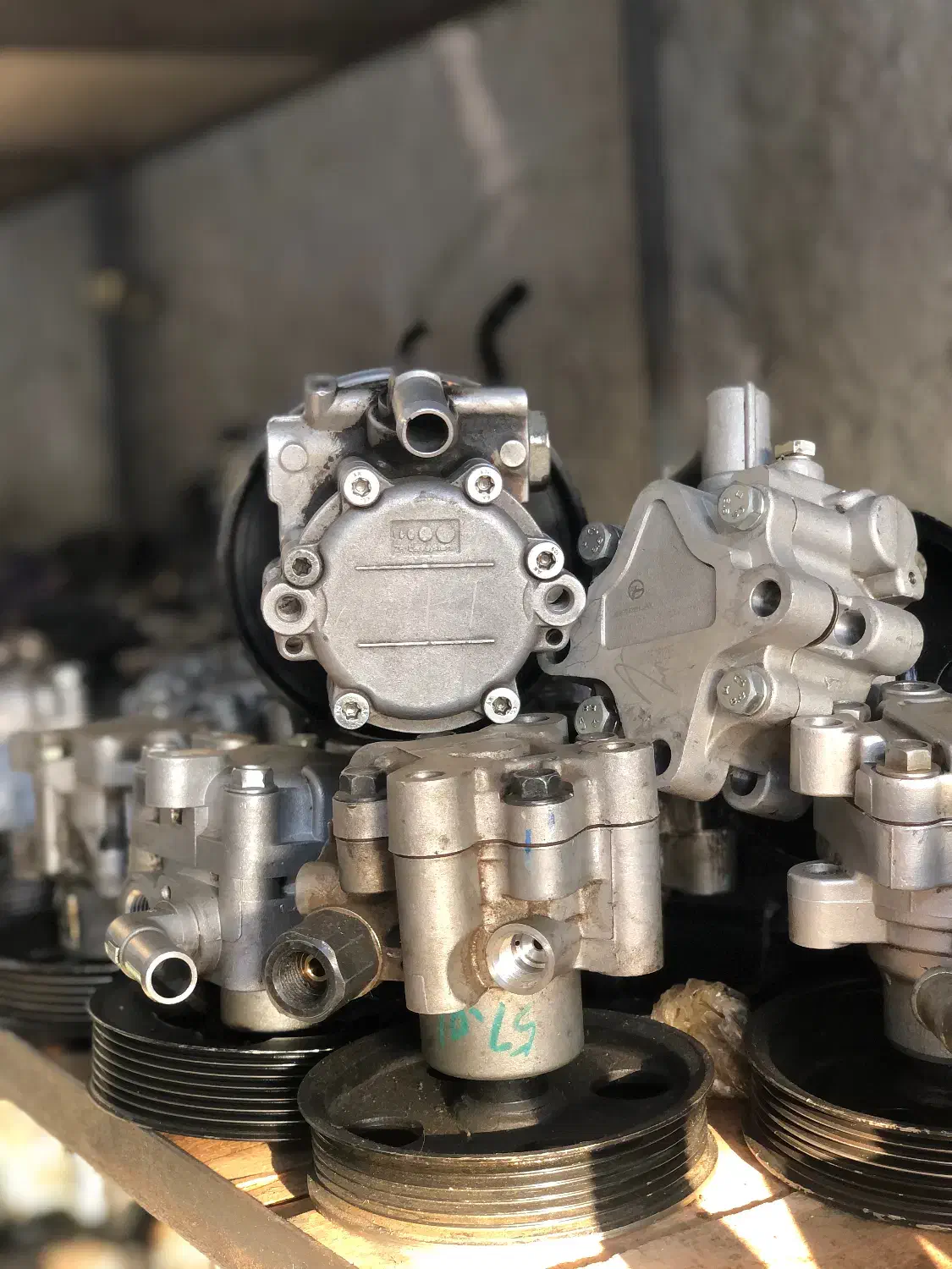 پمپ هیدرولیک لیفان جک پژو دوو ون دلیکا ال|قطعات یدکی و لوازم جانبی|خاوران, |دیوار