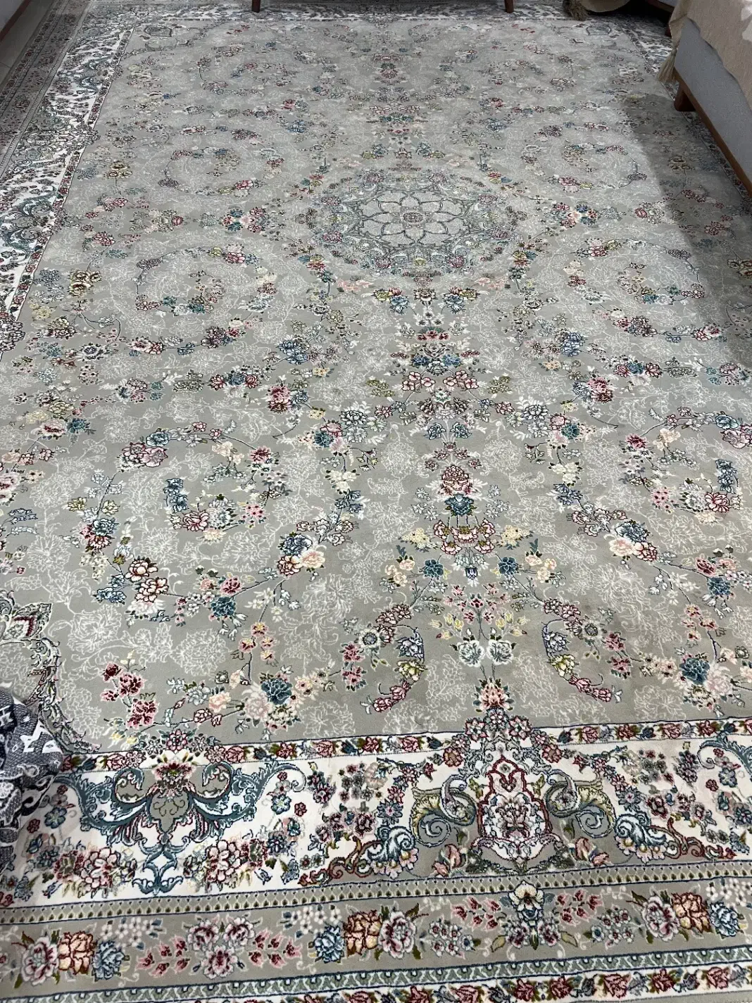 فرش ۹ متری زمرد مشهد ۷۰۰ شانه ماشینی|فرش|تهران, خواجه نظام الملک|دیوار