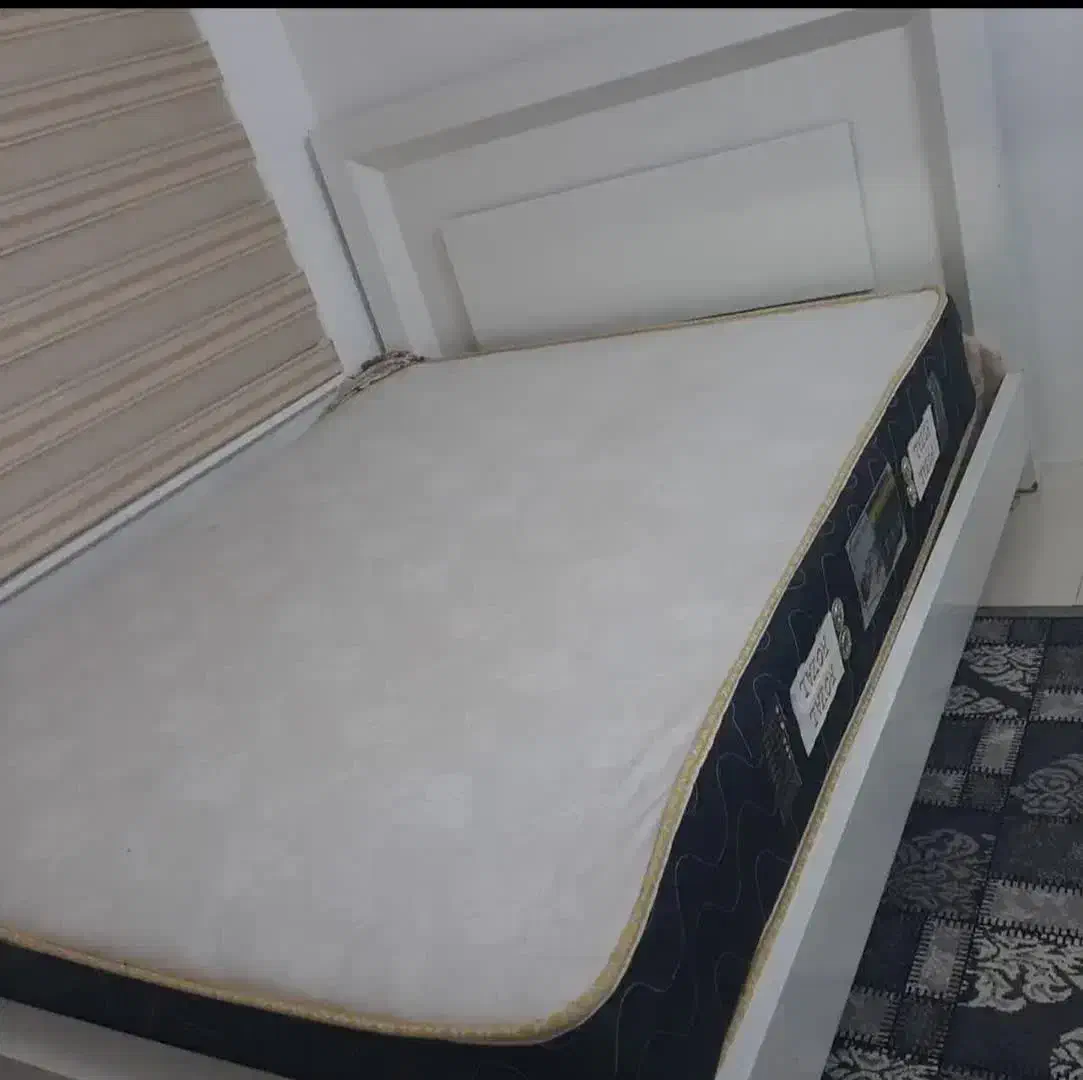 تخت ۲ نفره سالم|تخت و سرویس خواب|مشکین‌دشت, |دیوار