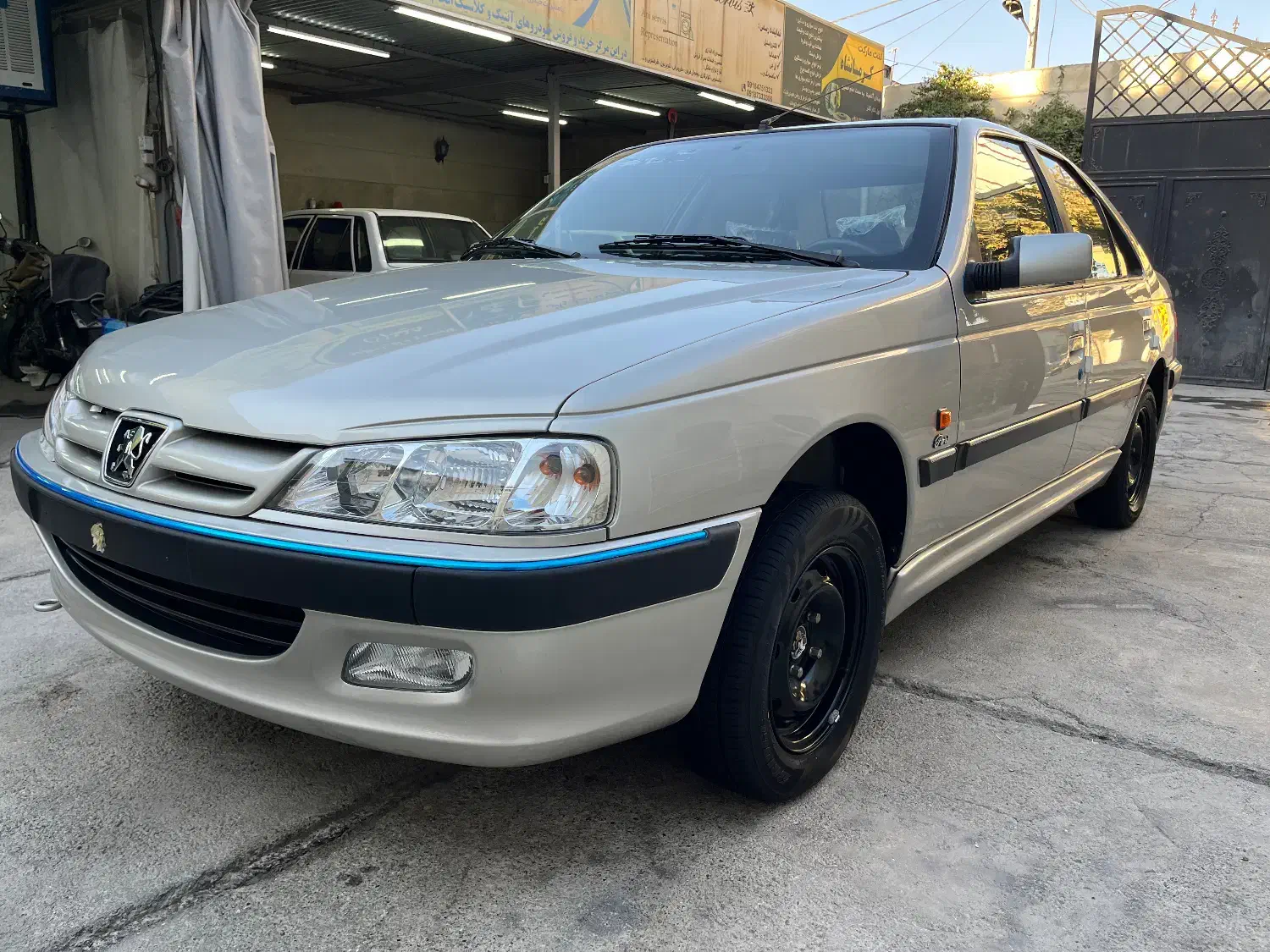 پارس ۸۶ کلکسیونی بدون مشابه|خودرو سواری و وانت|تهران, طرشت|دیوار