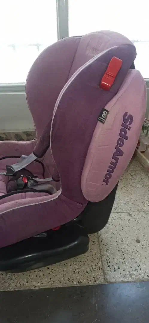 صندلی ماشین کودک|تخت و صندلی بچه|کرمانشاه, |دیوار