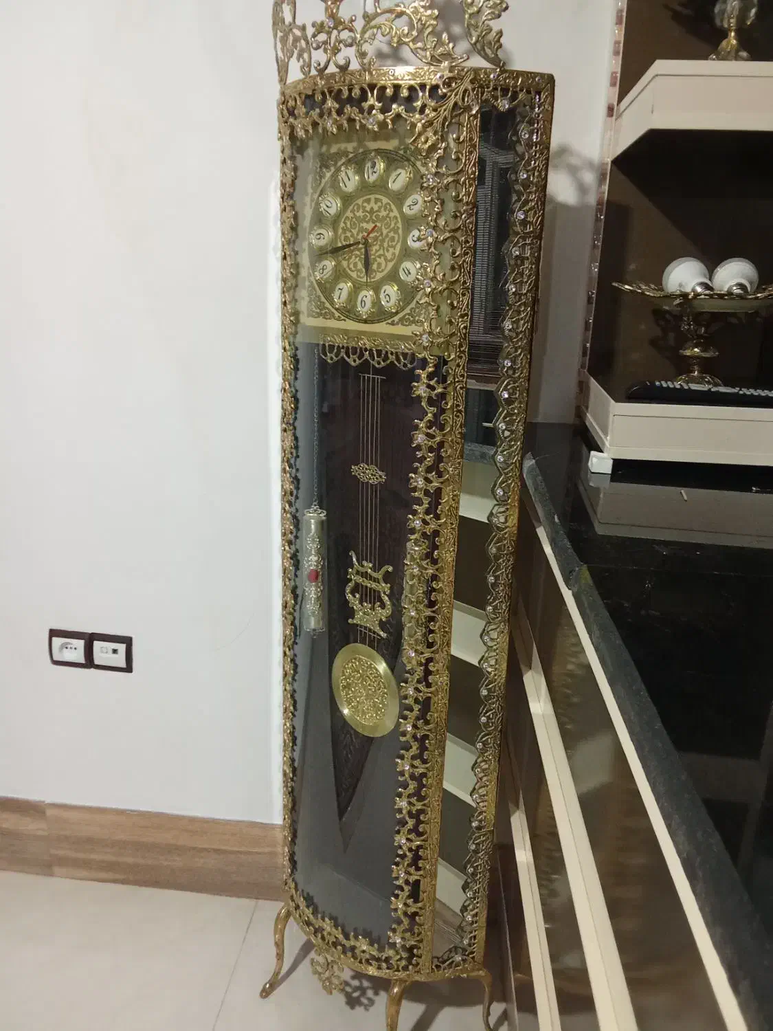 ساعت برنز اصل|ساعت دیواری و تزئینی|نورآباد, |دیوار