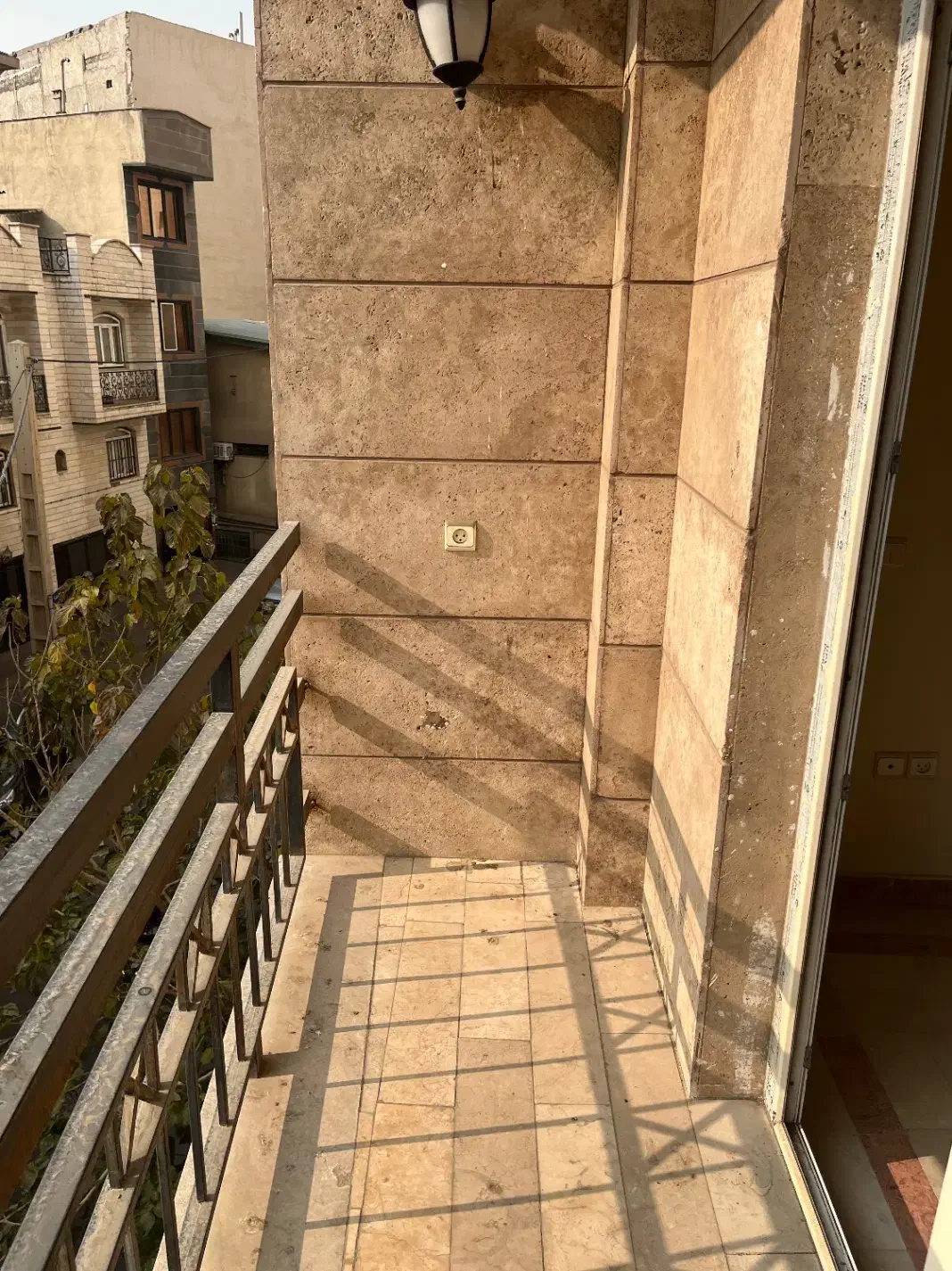 آپارتمان ۹۶ متر/۲ خواب تخلیه