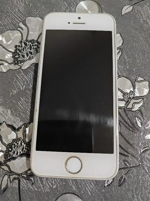 آیفون SE 2016|موبایل|تهران, جنت‌آباد جنوبی|دیوار