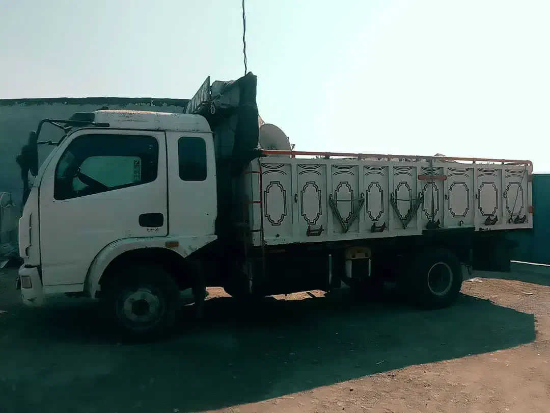 کاویان|خودرو سنگین|قلعه قاضی, |دیوار