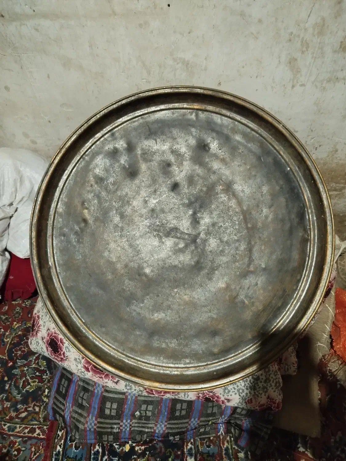 سینی مسی|کلکسیون اشیاء عتیقه|زنجان, |دیوار