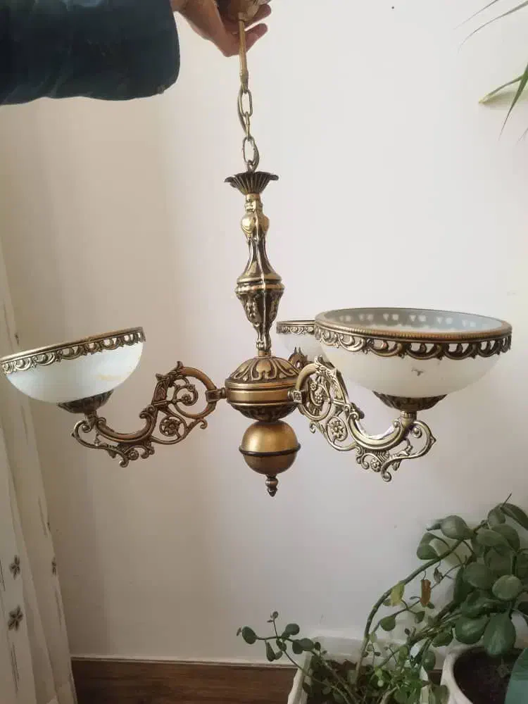 لوستر|لوستر و چراغ آویز|صدرا-فارس, فاز ۲|دیوار