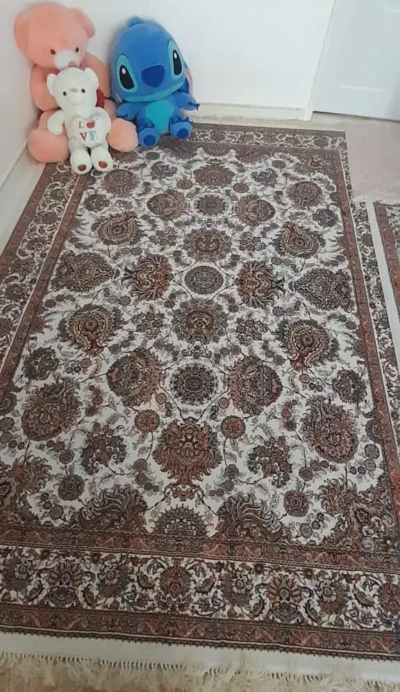 فروش۲عدد فرش 700شانه ۹متری|فرش|چهارباغ, |دیوار