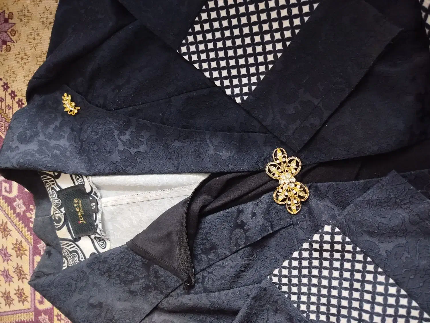 مانتو|لباس|مشهد, عبادی|دیوار