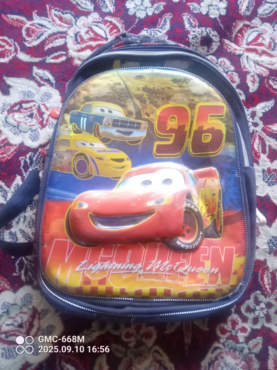 تعدادی کیف و....|کیف، کفش، کمربند|کرمان, |دیوار