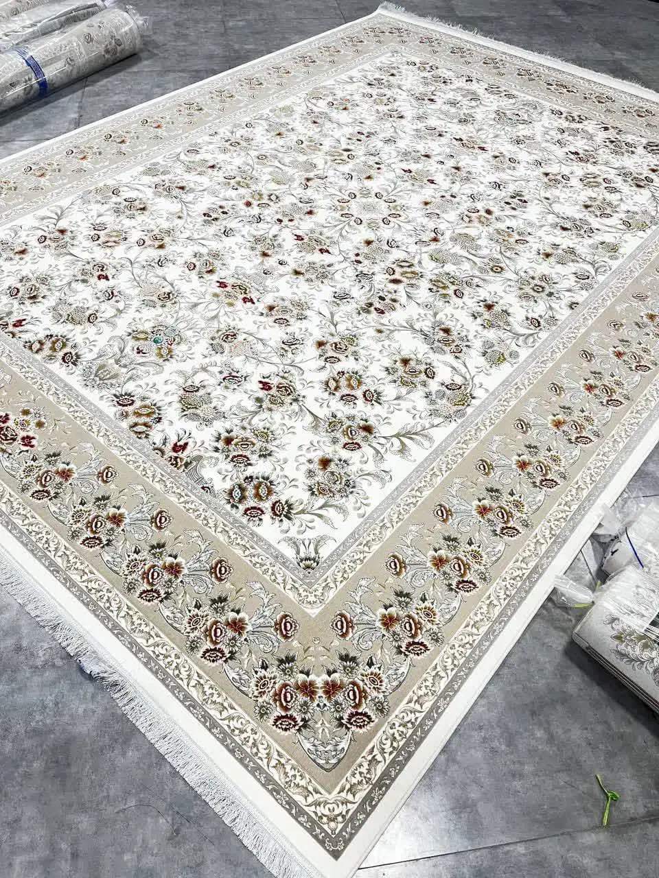 فرش های 1200اصلی گل ابریشم وطلاکوپ|فرش|کاشان, راوند|دیوار