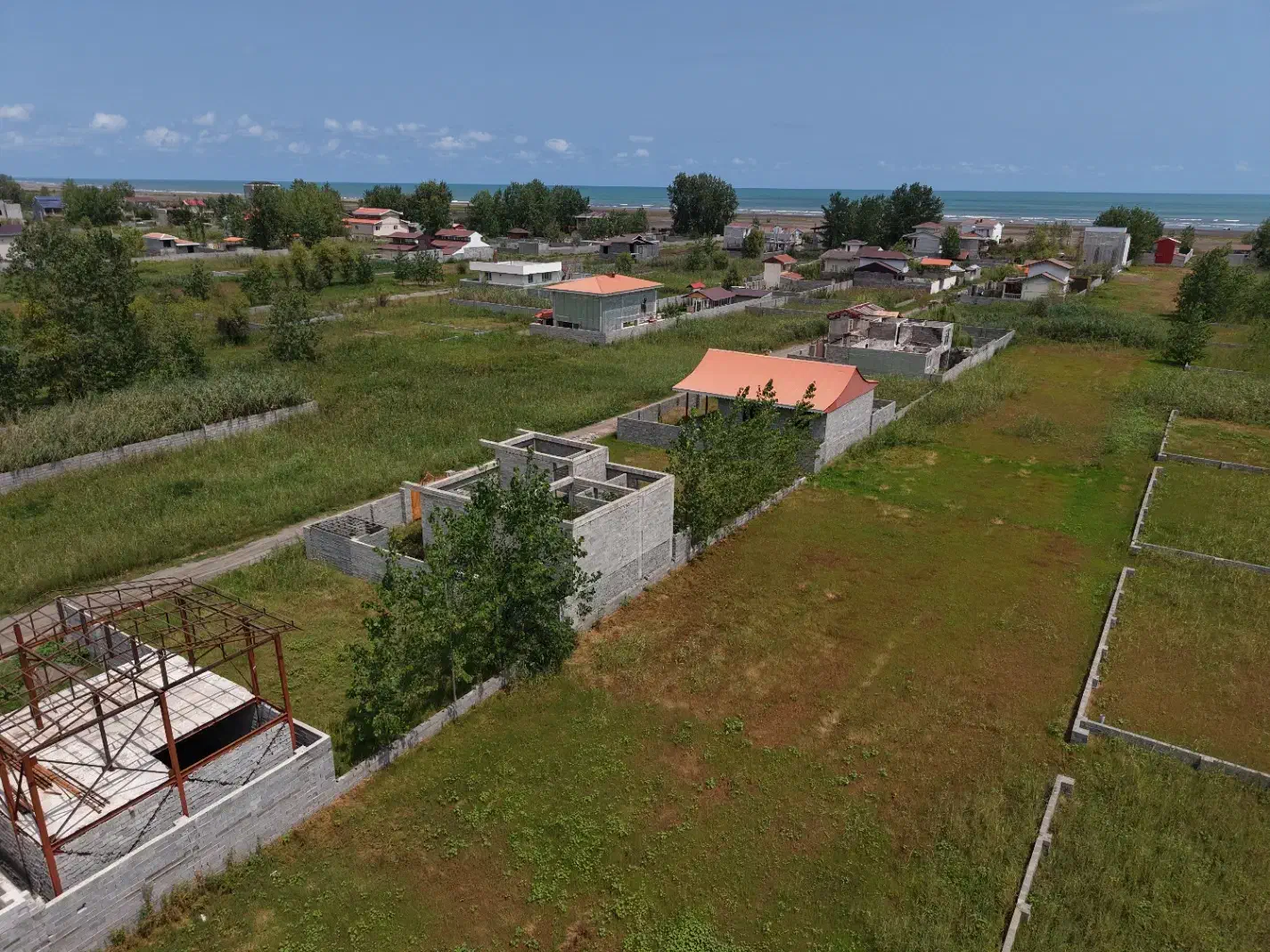 زمین203متری بامدارک رسمی آماده ساخت ویو بینظیردریا|فروش زمین و ملک کلنگی|لنگرود, |دیوار