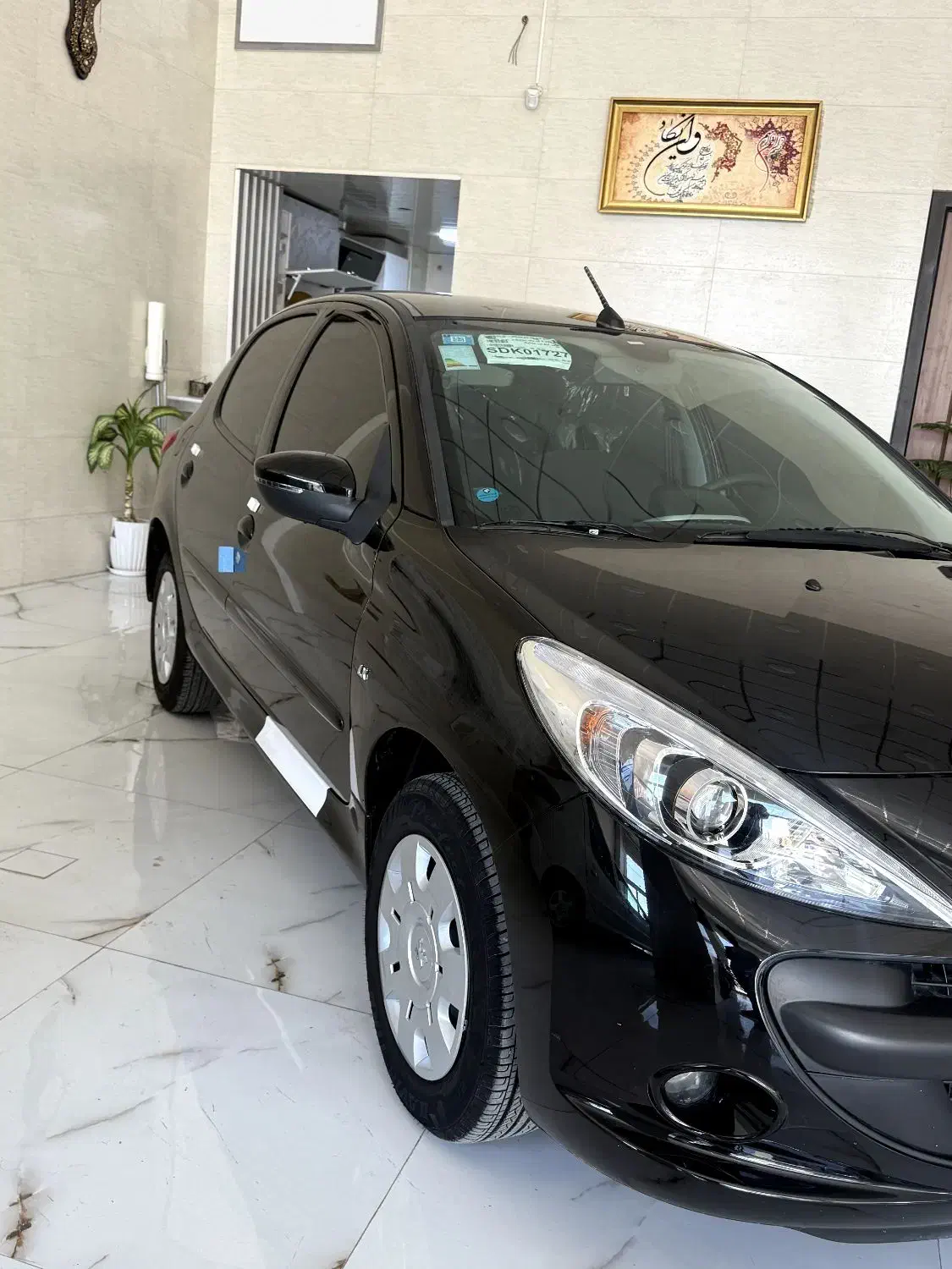 ۲۰۷مدل۴۰۴ تیوفایو سقف فلز مشکی|خودرو سواری و وانت|شیراز, درکی|دیوار