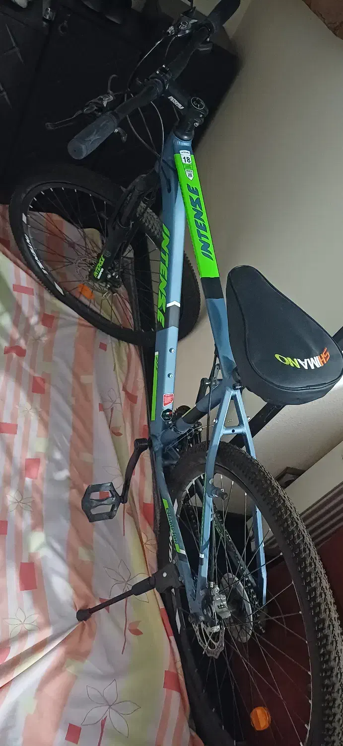 دوچرخه نو بدون هیچ خط وخش ابی رنگ سایز بزرگ..|دوچرخه، اسکیت، اسکوتر|شاهین‌شهر, پاسداران|دیوار