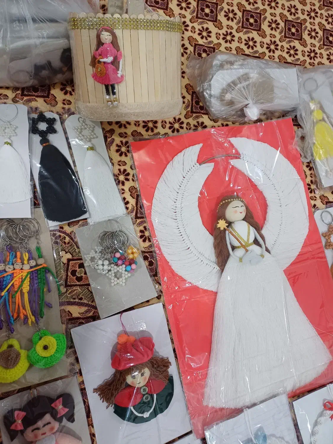 جاسویئچ وآویزماشین وتابلو کودک اتاق نو و زیبا|اسباب‌‌بازی|اردبیل, |دیوار