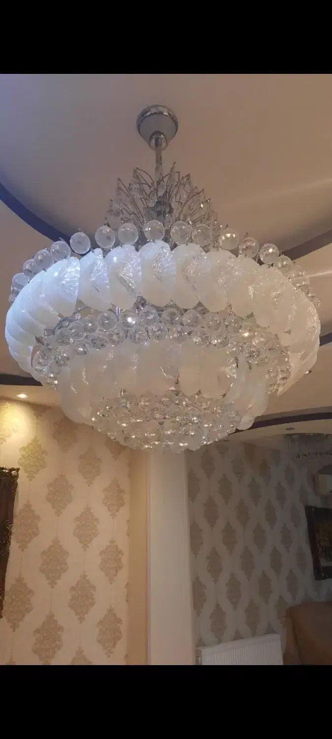 لوستر فاخر|لوستر و چراغ آویز|کرمانشاه, |دیوار