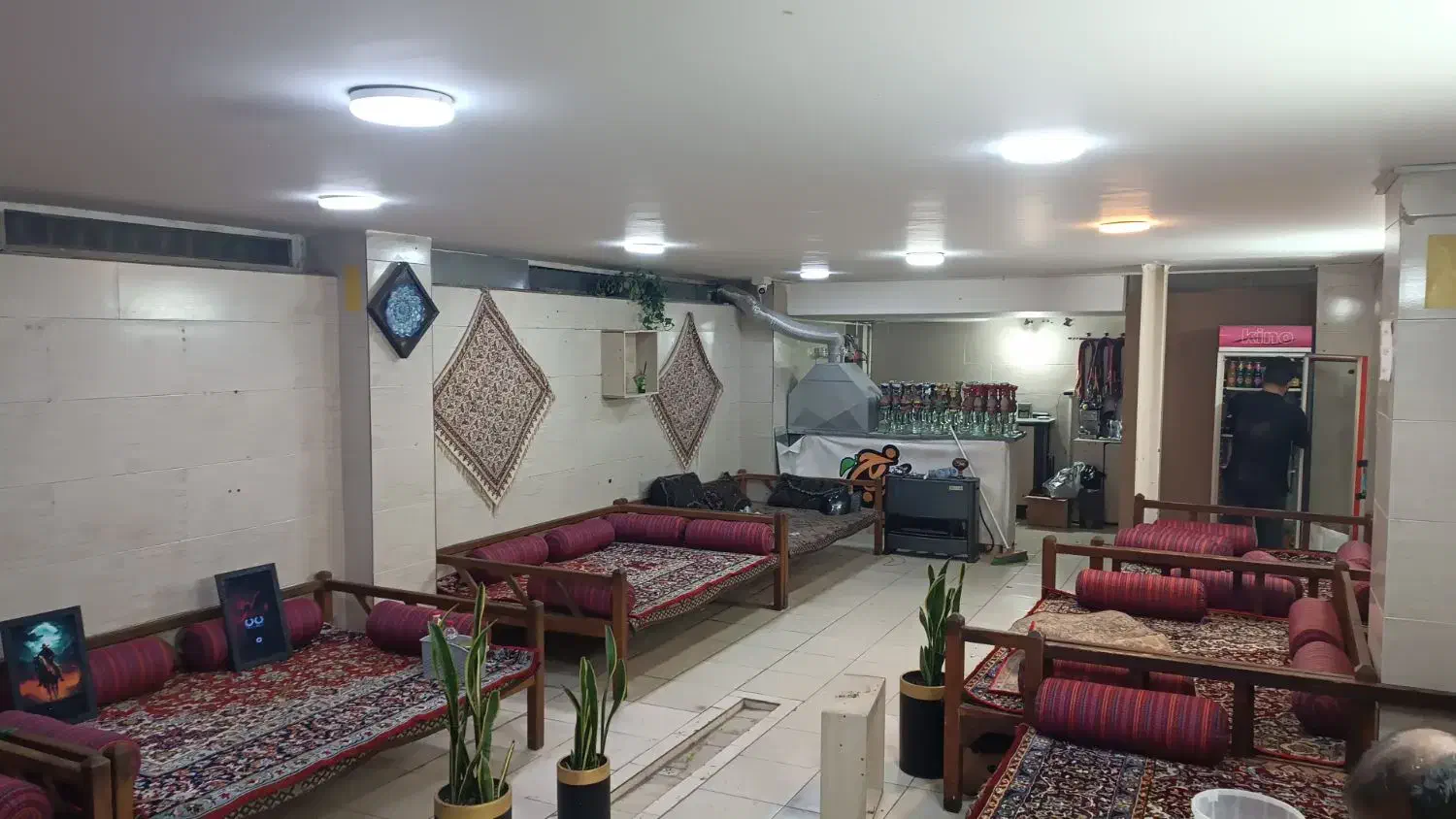 کارگر چایخانه|استخدام خدمات فروشگاه و رستوران|اصفهان, برازنده|دیوار