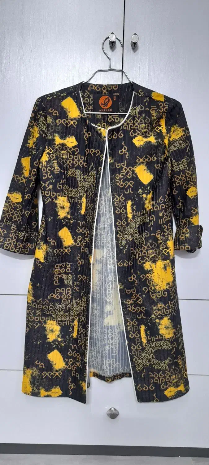 تعدادی مانتو فروشی هرکدام به قیمت ۲۰۰تومان|لباس|تایباد, |دیوار