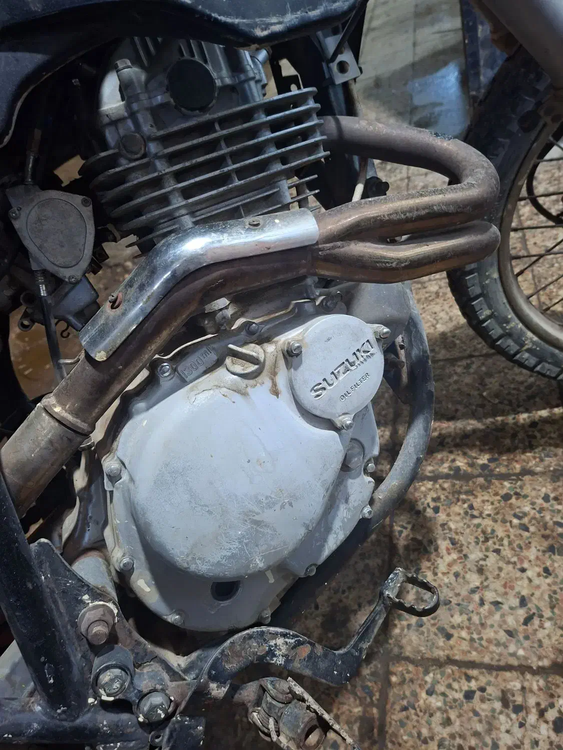 سوزوکی ۲۵۰ چهارسوپاپ|موتورسیکلت|اهواز, غیزانیه|دیوار