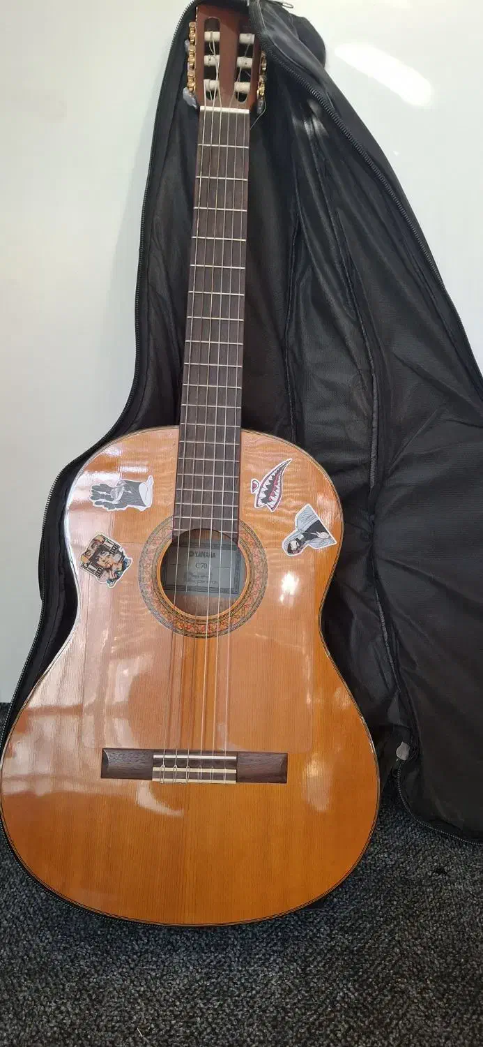 گیتار یاماها c70|گیتار، بیس، امپلیفایر|قشم, |دیوار