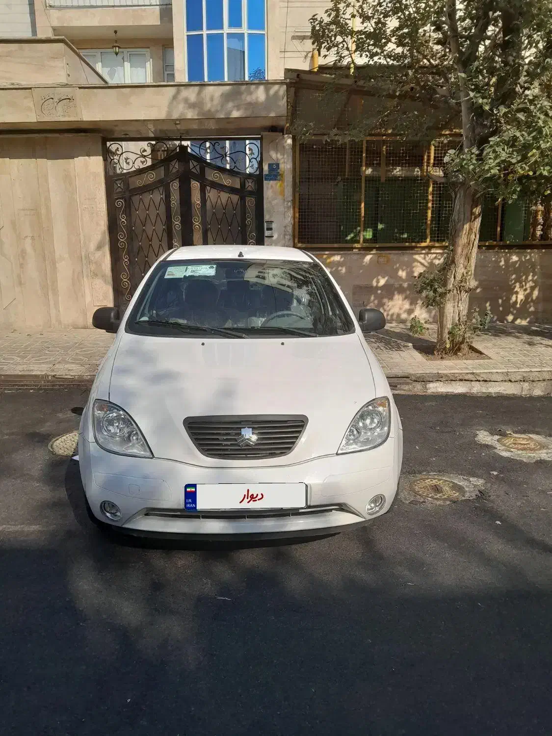 تیبا ۱ یک سفید مدل ۱۴۰۱|خودرو سواری و وانت|تهران, جوادیه تهرانپارس|دیوار