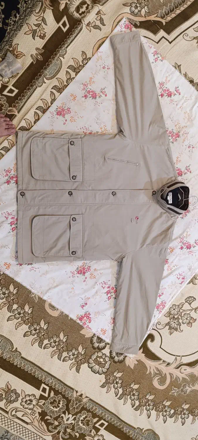 کاپشن کره‌ای|لباس|مشهد, طبرسی شمالی|دیوار