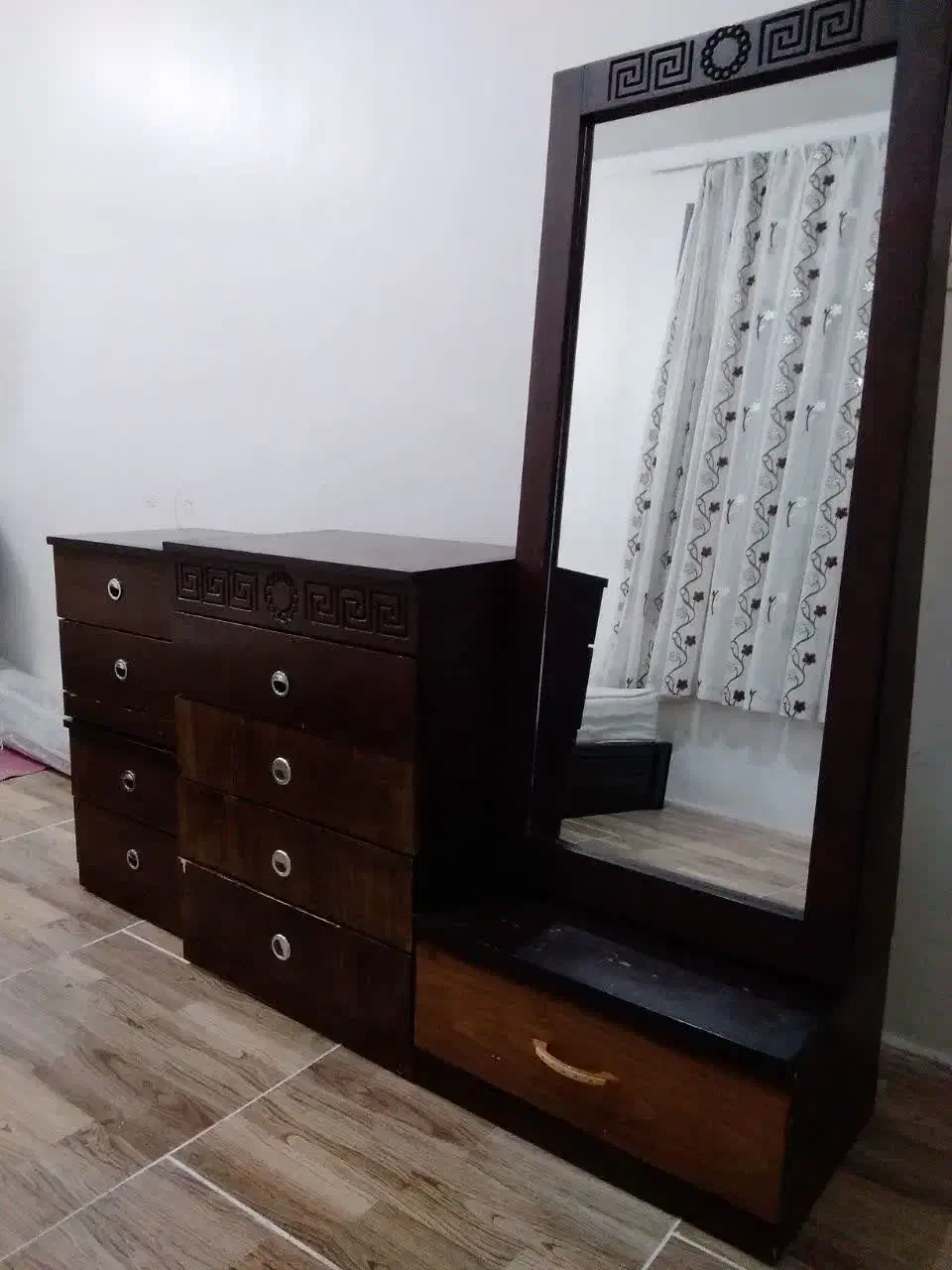 سرویس خواب|تخت و سرویس خواب|بروجرد, |دیوار