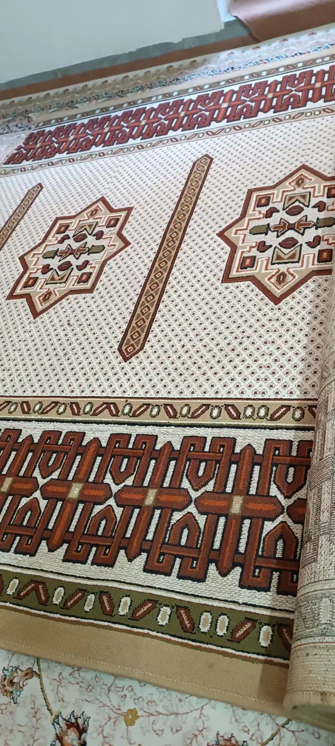 گلیم فرش ۶ متری نو وسالم|گلیم، جاجیم، گبه|همدان, |دیوار