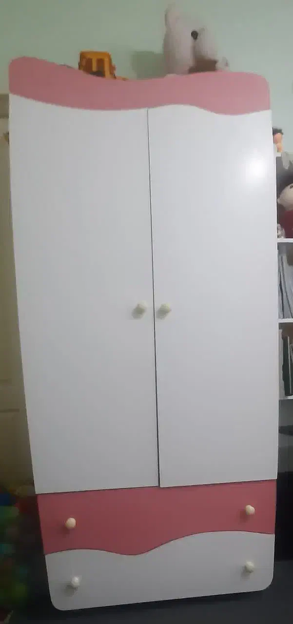 تخت  خواب نوجوان و کودکانه|تخت و سرویس خواب|کرج, شهرک جهان‌نما|دیوار