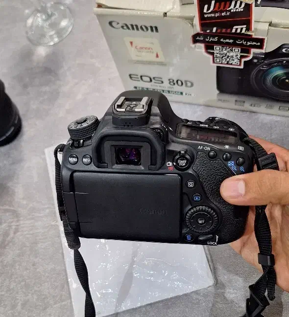 دوربین عکاسی canon 80d|دوربین عکاسی و فیلم‌برداری|رباط‌کریم, الارد|دیوار